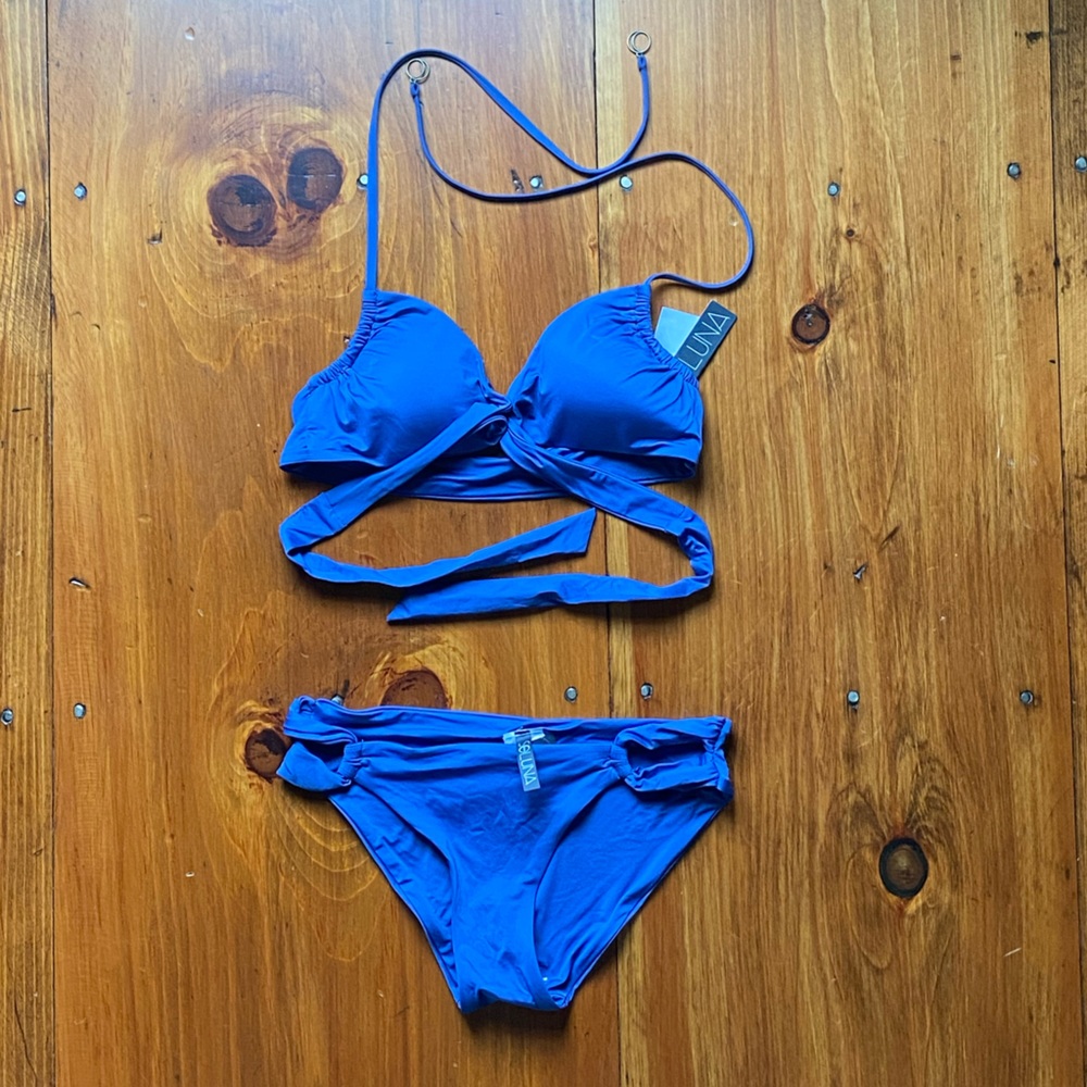 NWT bikini blue/purple soluna